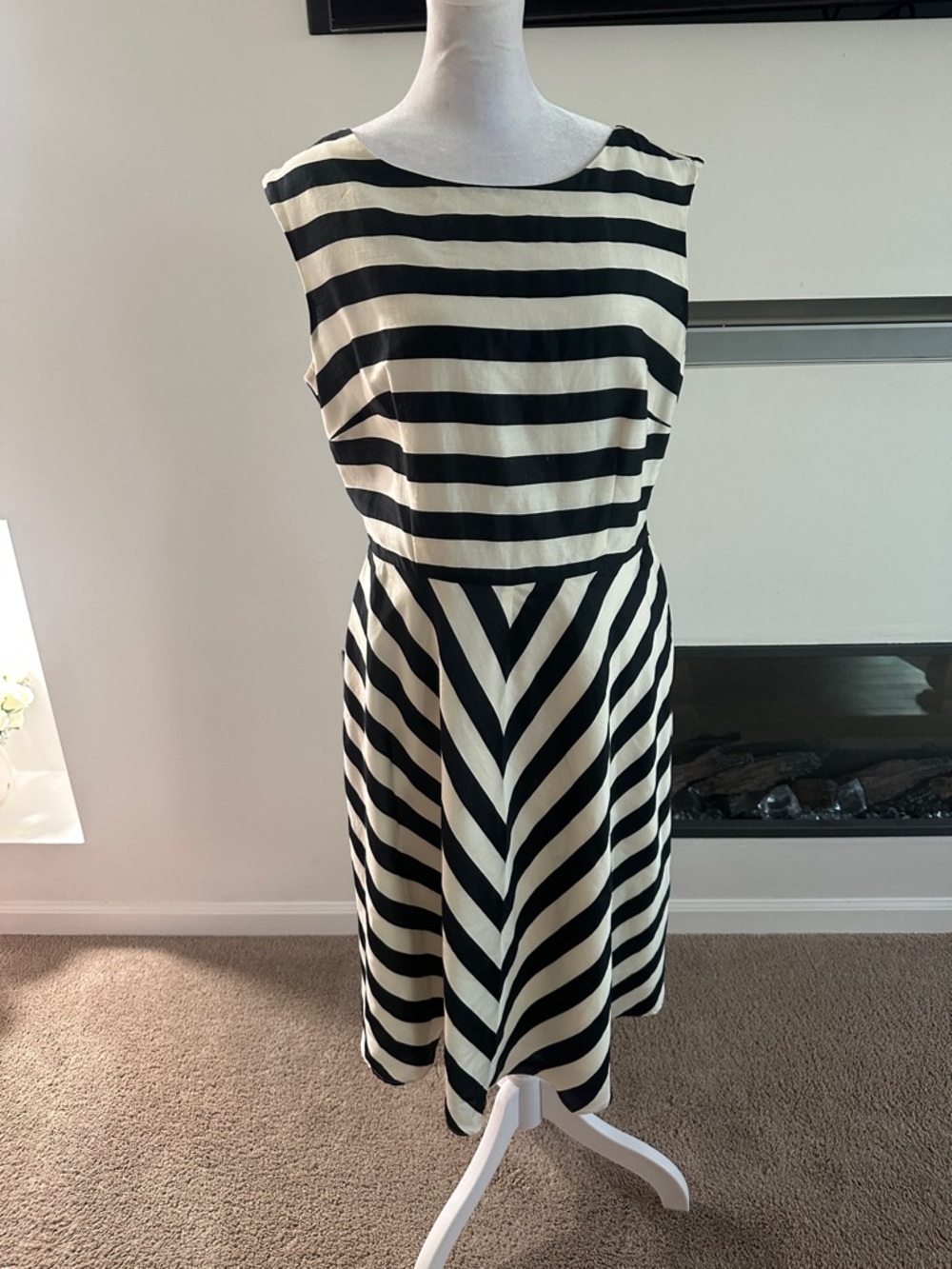 Boden Black and White Striped Midi Dress - Picture 2 of 9